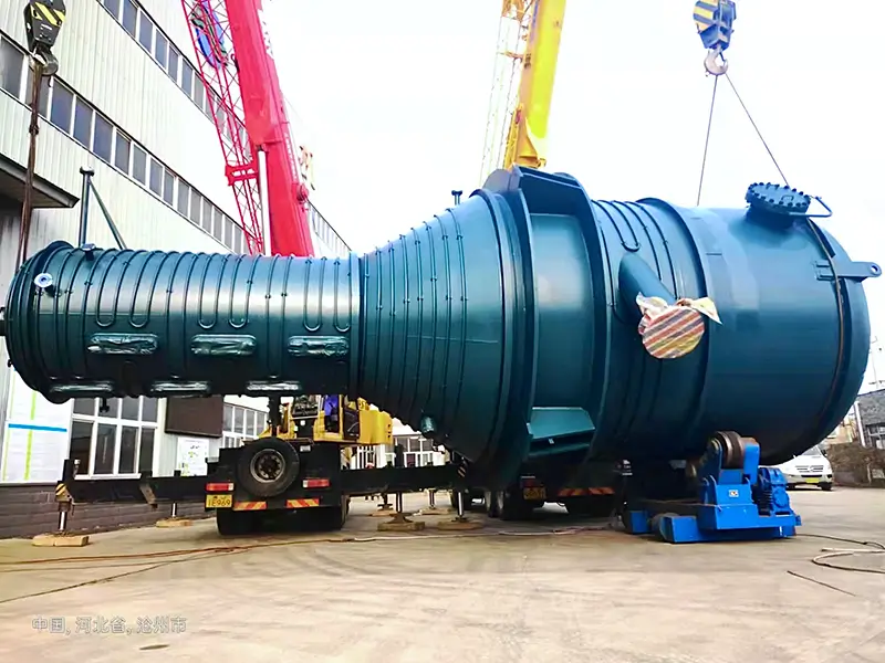 Core reaction equipment